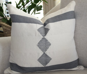 Saba pillow cover/ gray pattern